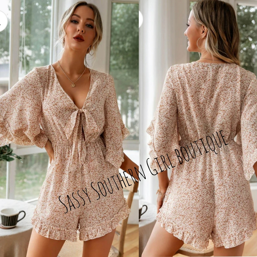 🆕⭐ Ditsy floral honey knot romper
